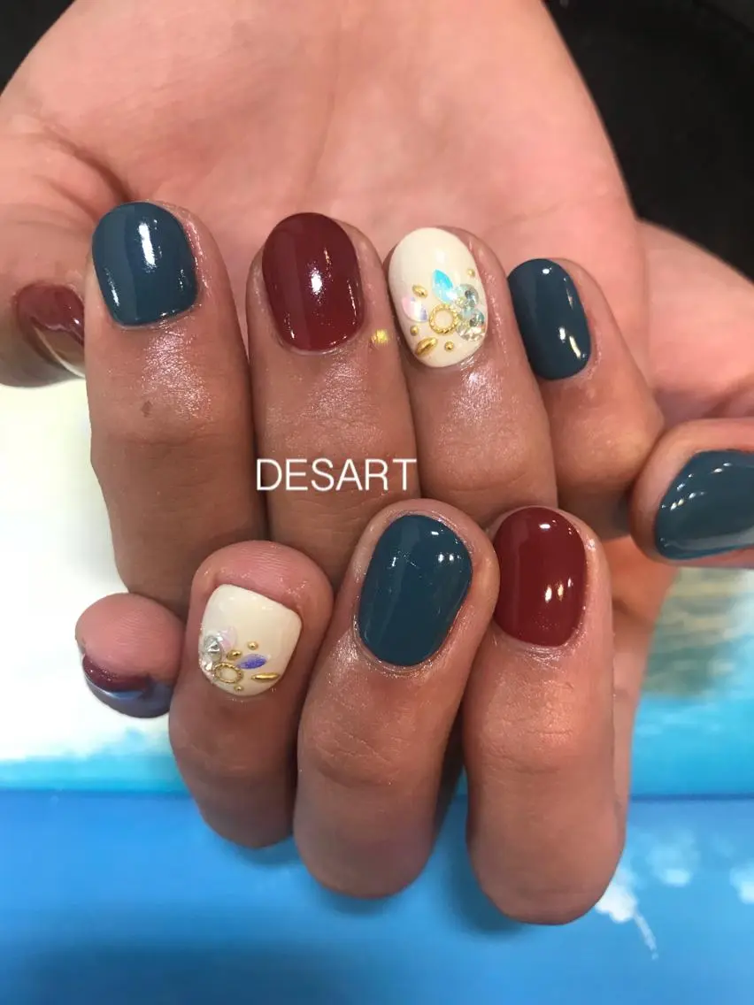 ネイル ワンカラーネイル ”salon" そりまちゆうこのネイルデザイン