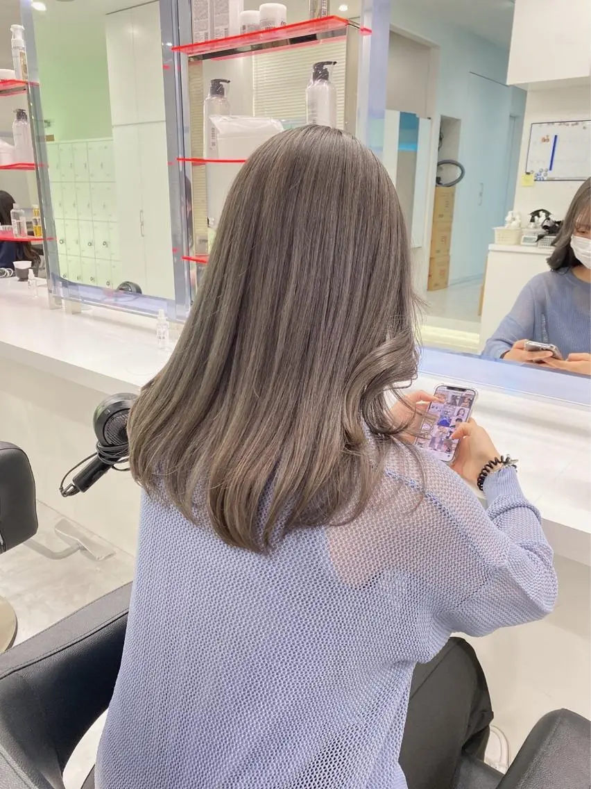セミロング トレンドモテカラー 🩷色落ちまで可愛くのヘアスタイル