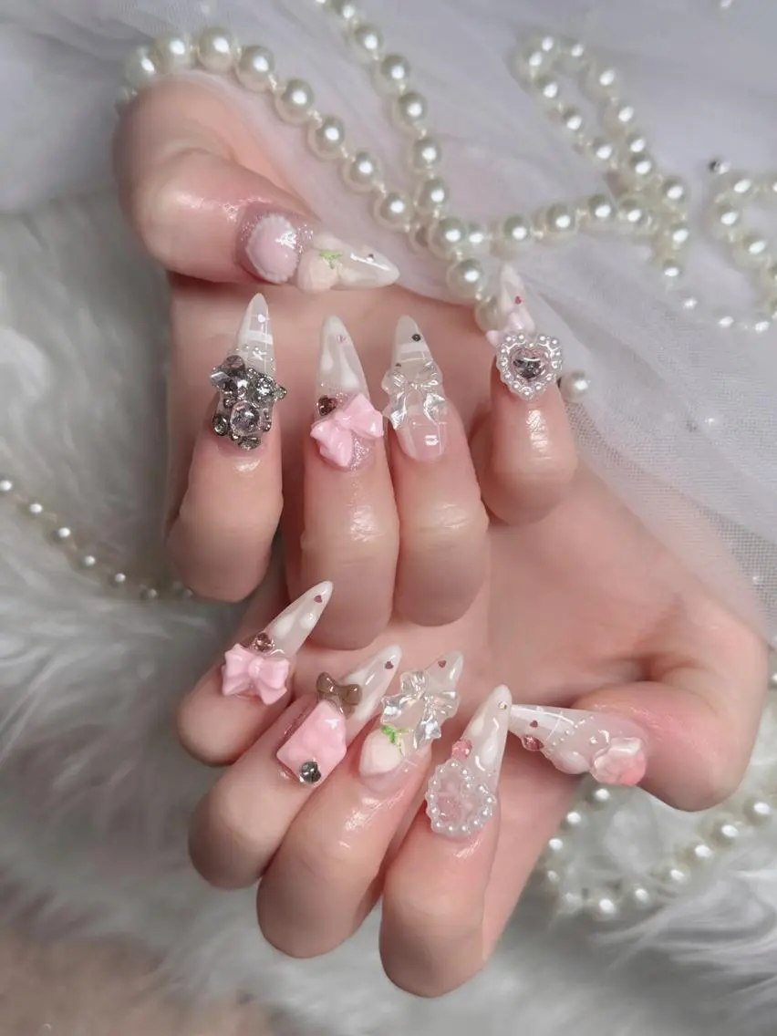 ネイル フレンチネイル ジェルネイル ハロウィン 韓国ネイル マグネットネイル ハンドネイル H.baby Nail Salonのネイルデザイン