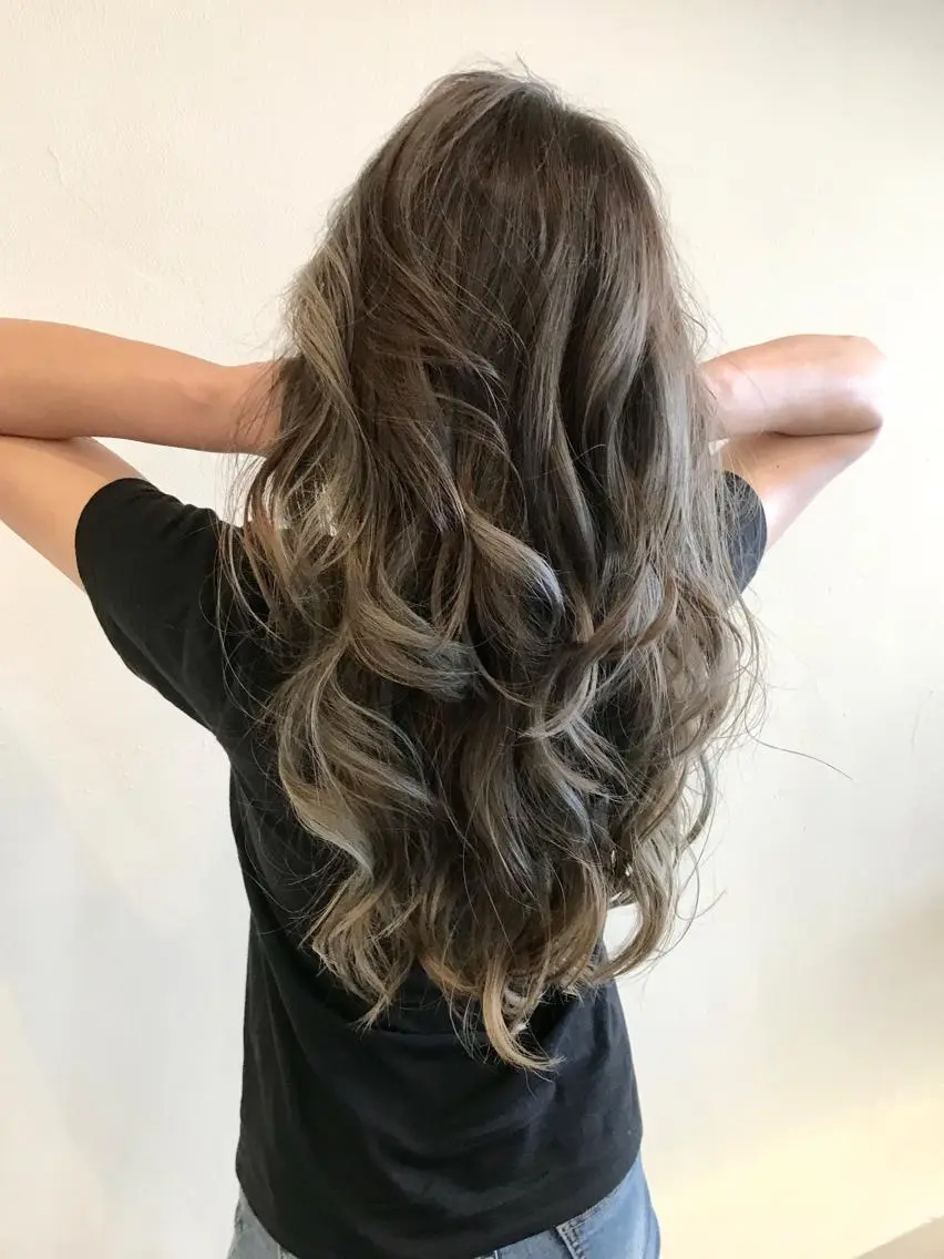 ロング VERDA KENのヘアスタイル