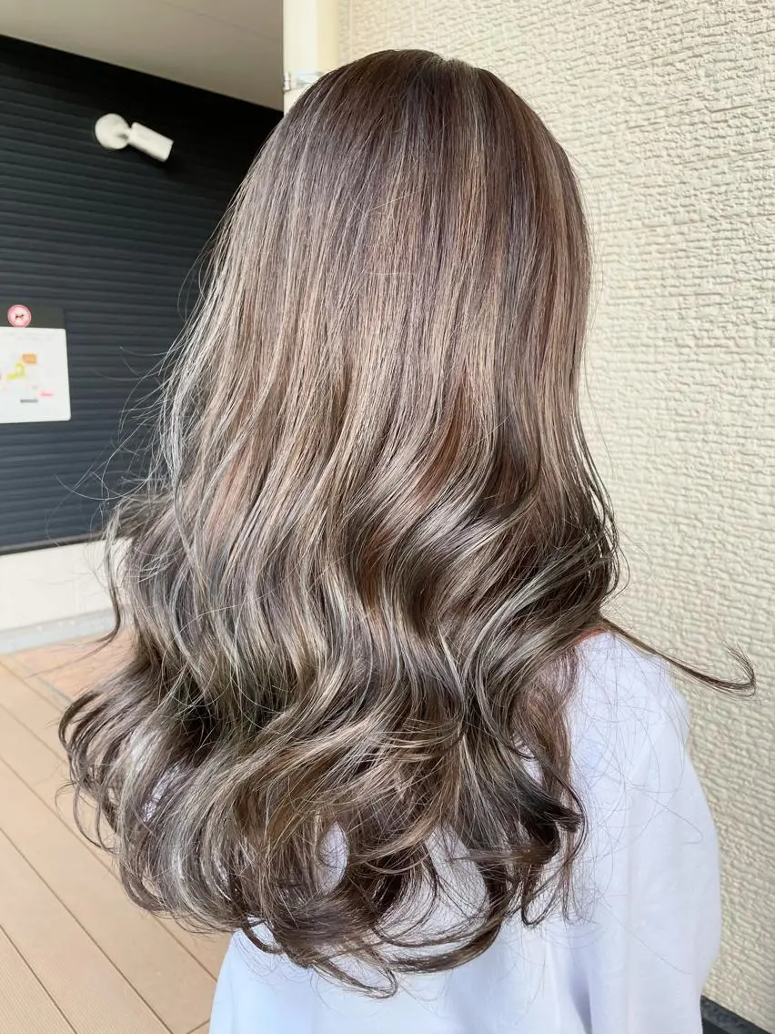 セミロング カラー ハイライトカラー ハイライト トリートメント メンズヘア特化 崎田 成人のヘアスタイル