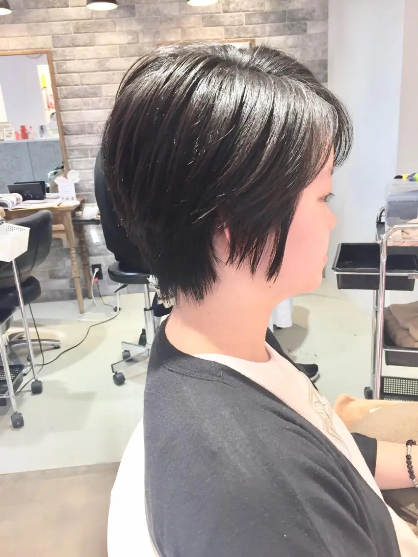 ショート ショートヘア カット ヘアカラー トリートメント 所渉/韓国レイヤー /ウルフカットのヘアスタイル