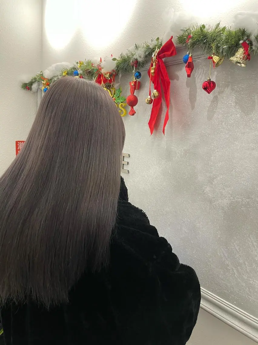 ミディアム カラー 新宿ブリーチ カラー美容師YUGOのヘアスタイル