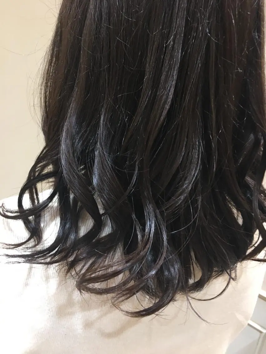 セミロング カラー グレージュ 吉原 雪乃のヘアスタイル