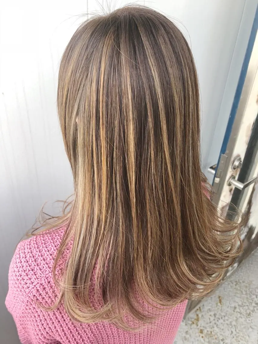 セミロング カラー ベージュカラー ハイライトカラー ハイライト 田中 健太郎のヘアスタイル