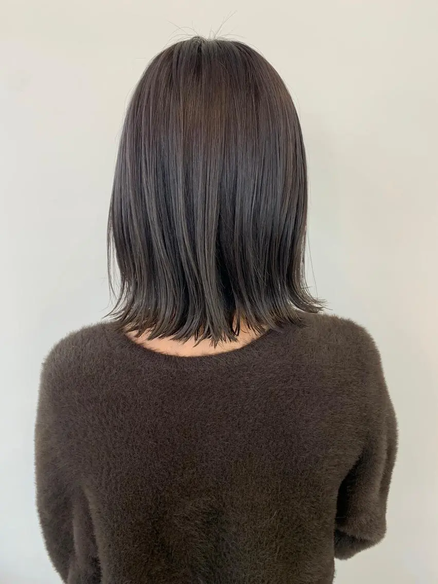 ミディアム カラー 明治神宮前 NANAMIのヘアスタイル