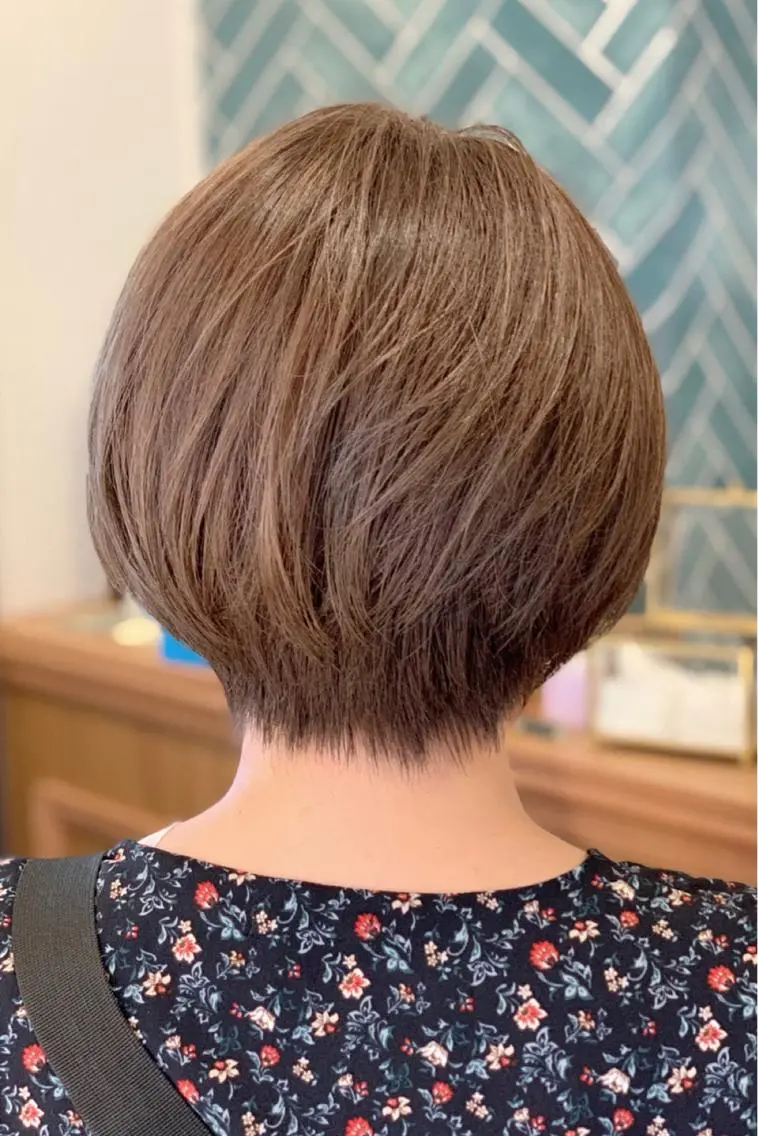 ショート くびれヘア ショートヘア Lond enikaのヘアスタイル