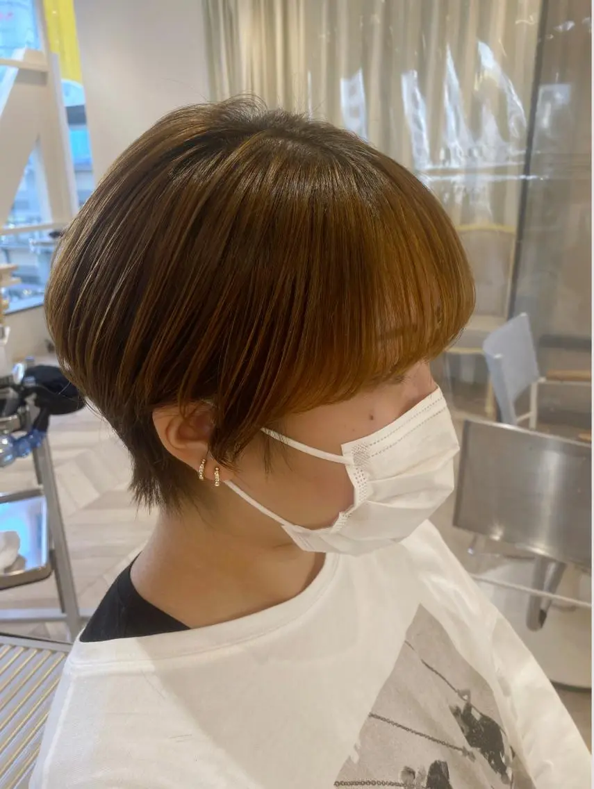 ショート 丸みショート ショートヘア 小顔レイヤー/ ベージュ🤍Rieのヘアスタイル