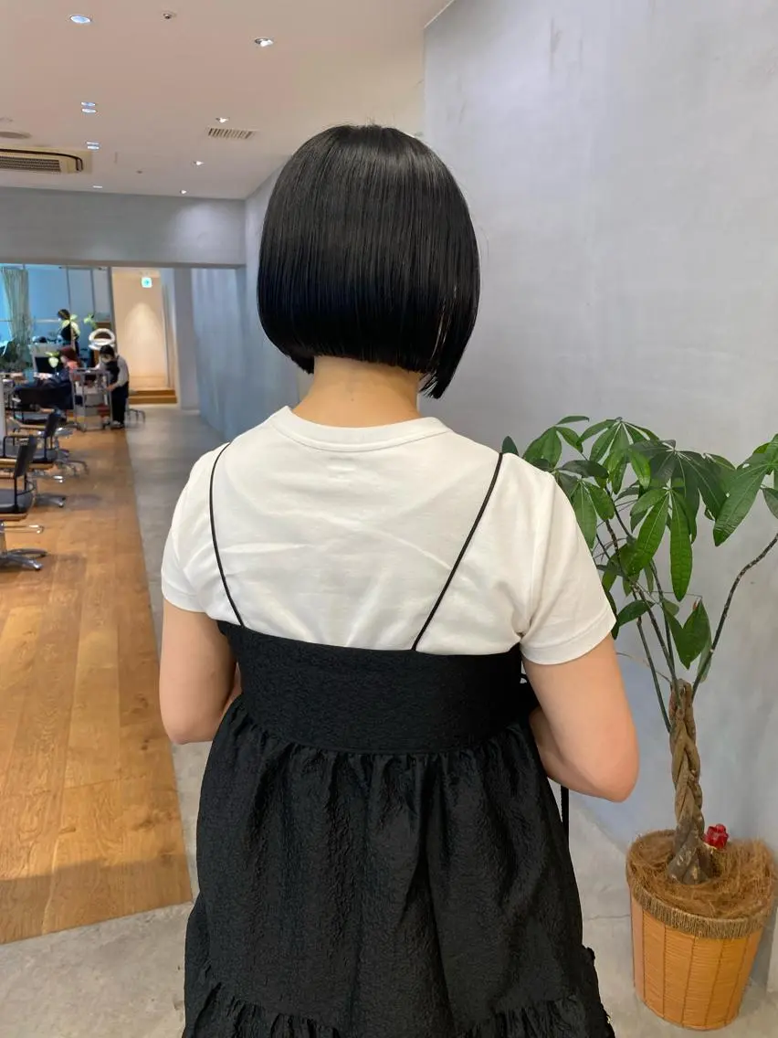 ショート カラー ヘアアレンジ ボブ 、 、のヘアスタイル