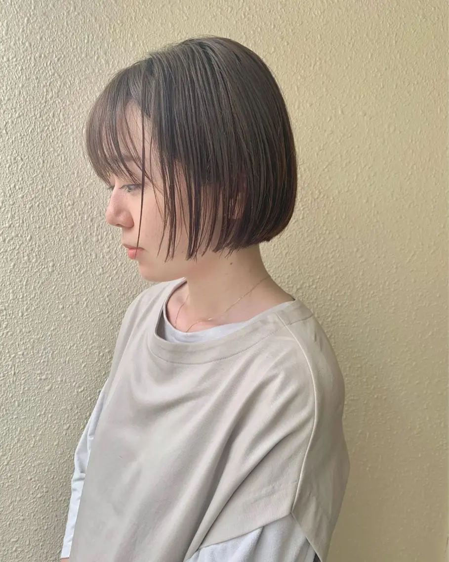 ショート カラー 透明感カラー ボブ iLi 《イリ》のヘアスタイル