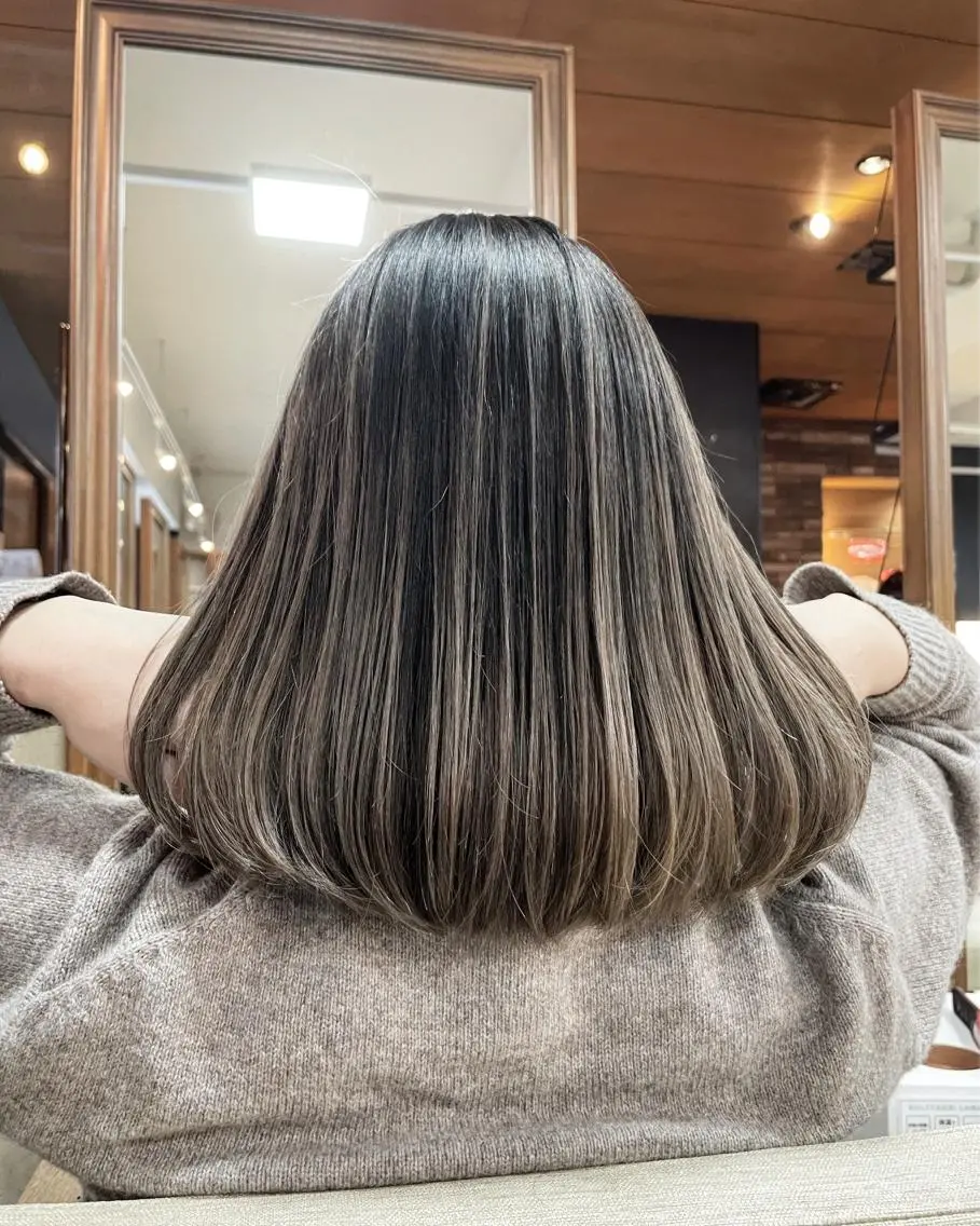 ミディアム TAKU 美容師のヘアスタイル