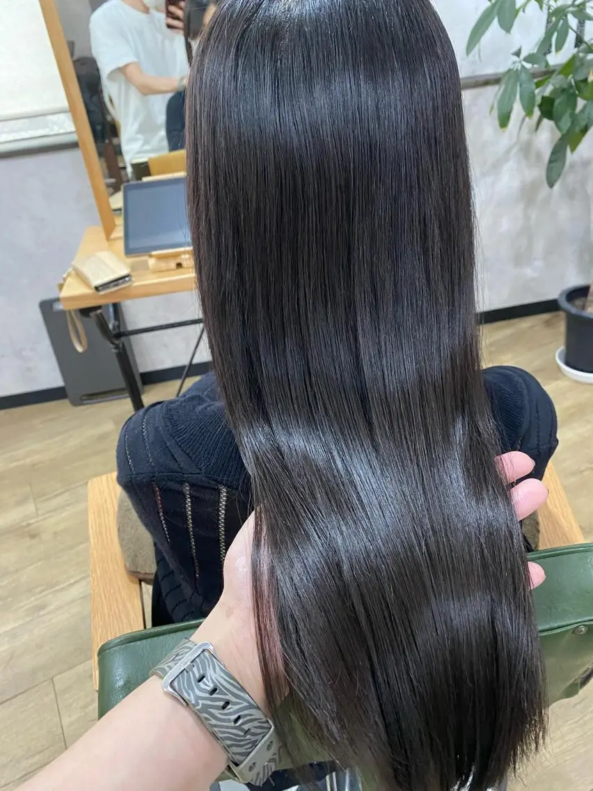ロング 縮毛矯正 pif designのヘアスタイル