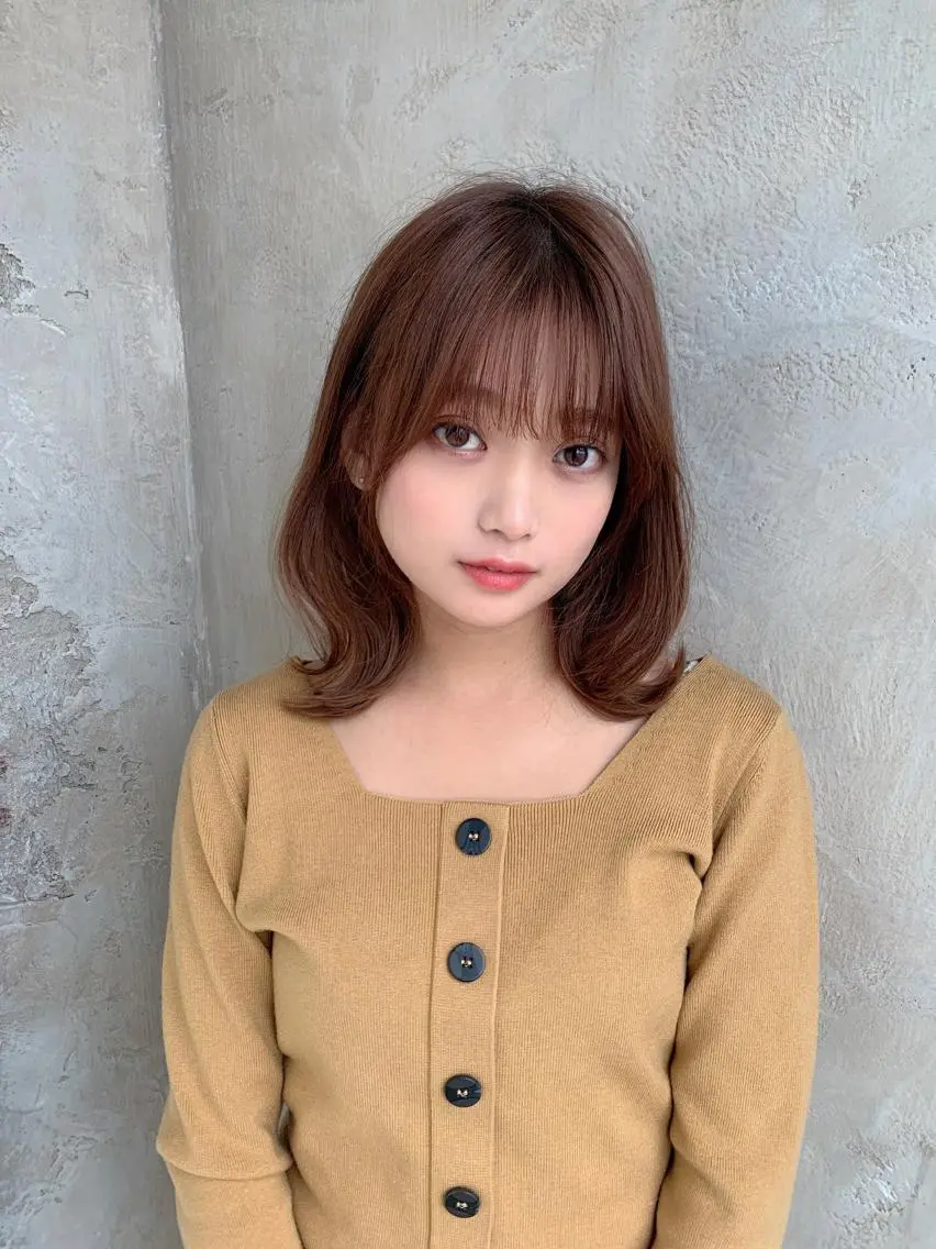 ミディアム カラー パーマ バレイヤージュ ブリーチ ケアブリーチ ダブルカラー ハイライトカラー ヘアカラー トリートメント 銀座✨レイヤーカット 顔まわり/坂本亜裟海のヘアスタイル