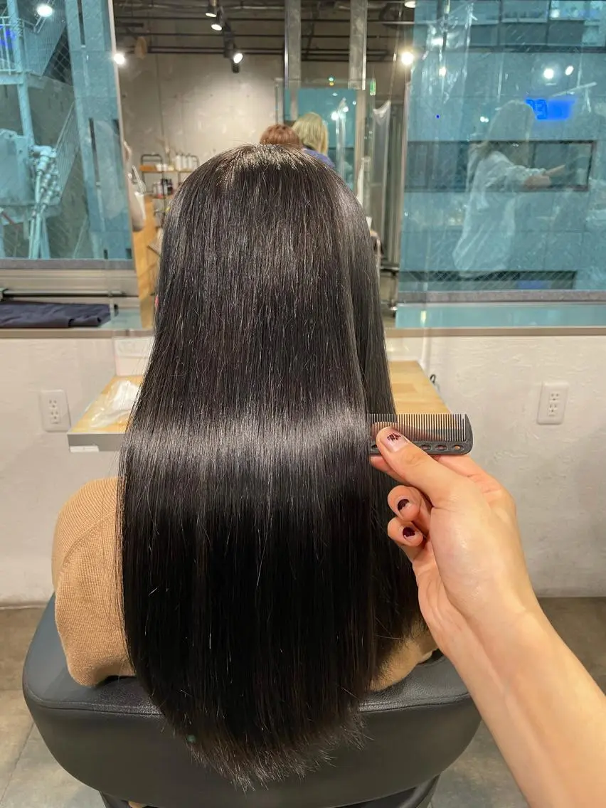 セミロング カラー カット ヘアカラー トリートメント ヘッドスパ ヘアセット ベージュカラー💖 やすひろのヘアスタイル