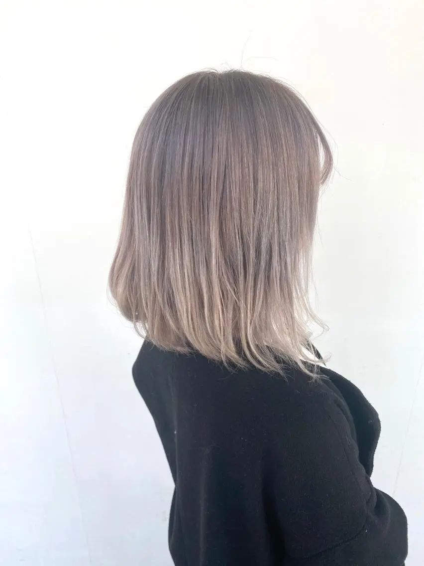 ミディアム カラー ブリーチ 東條 克義のヘアスタイル