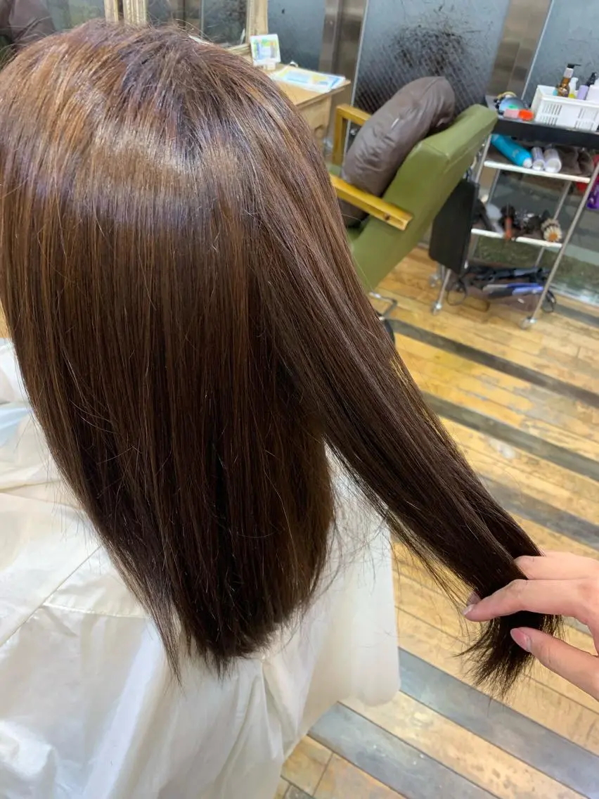 ロング カラー ブリーチ ハイライトカラー ハイライト 藤間 帆乃夏（とうまほのかのヘアスタイル