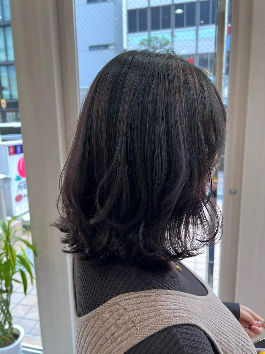 セミロング カラー アディクシーカラー パープルカラー カット ヘアカラー トリートメント 暗髪/艶髪/Ono .のヘアスタイル