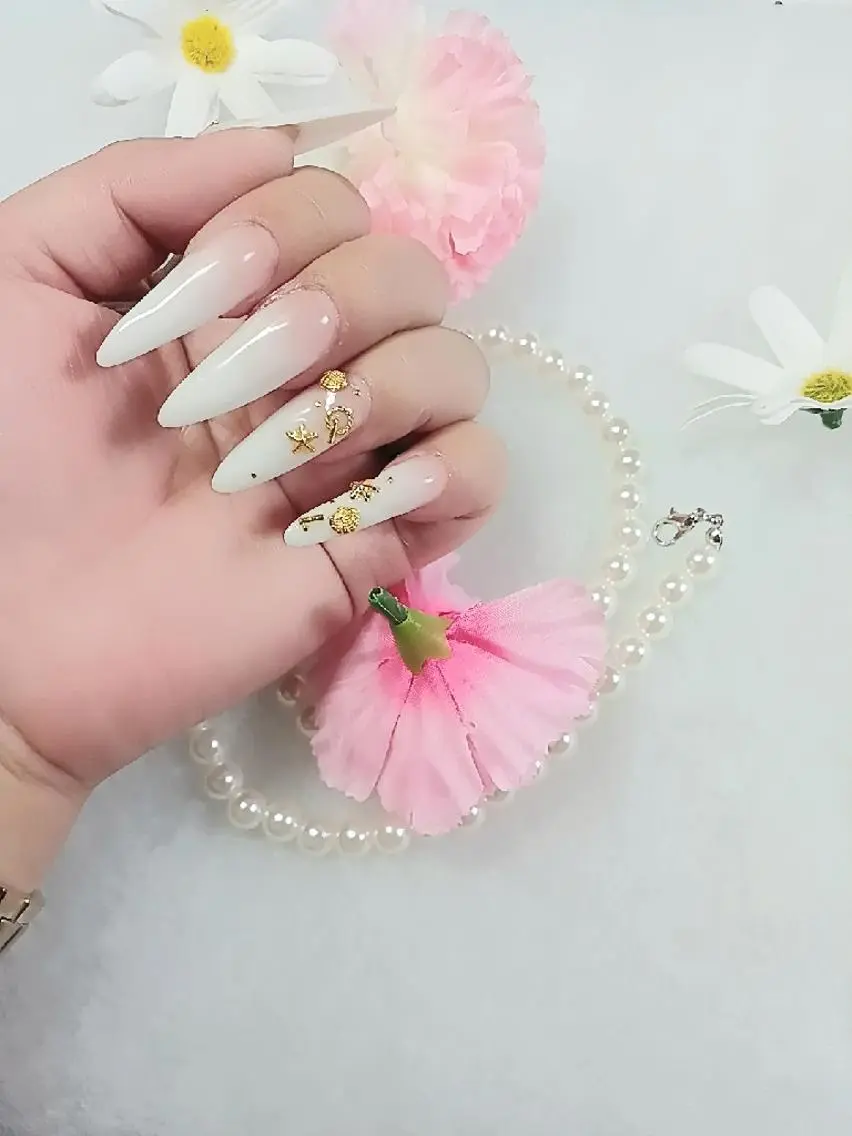 ネイル プライベートサロン Nail’s愛のネイルデザイン