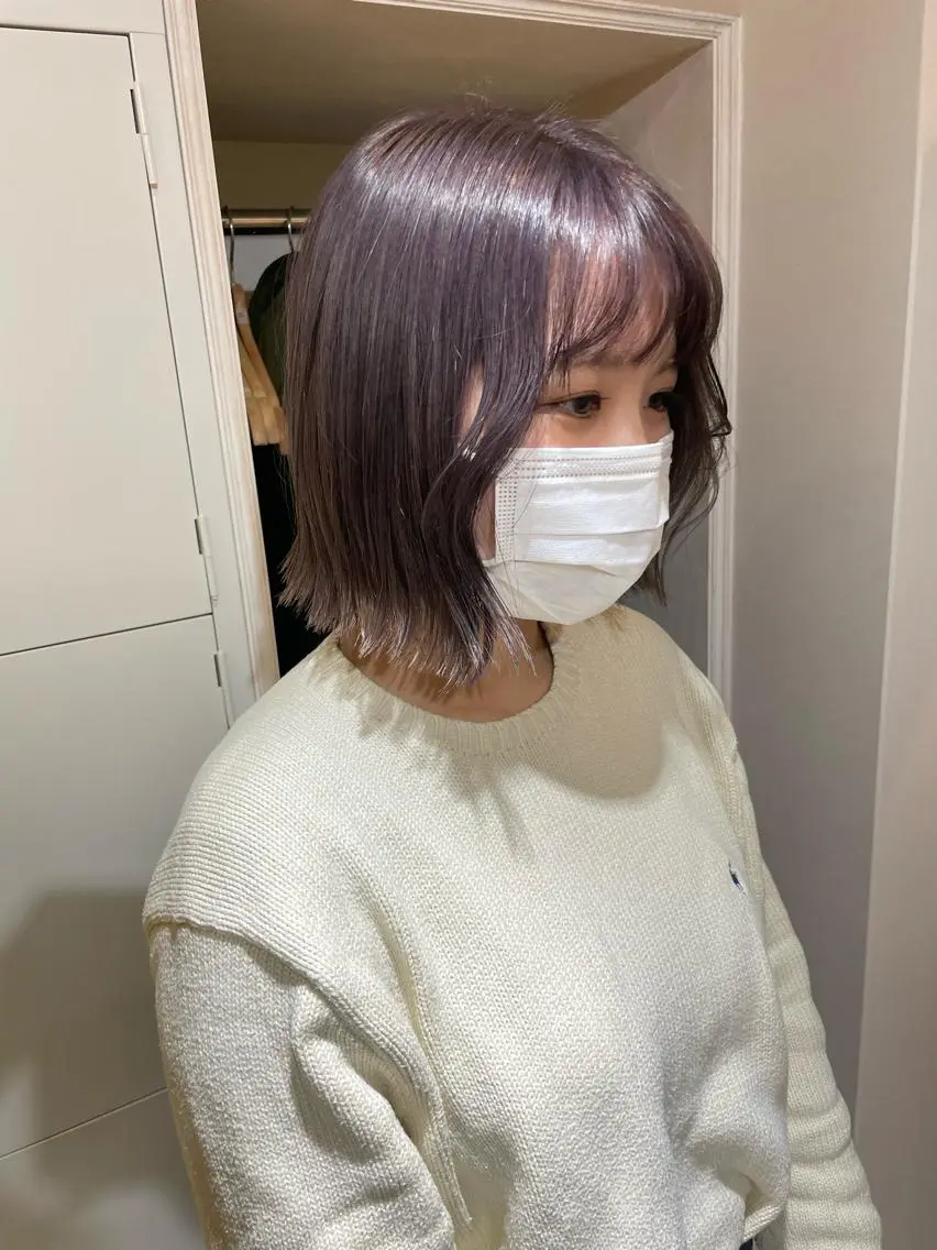 ミディアム カラー akane .のヘアスタイル