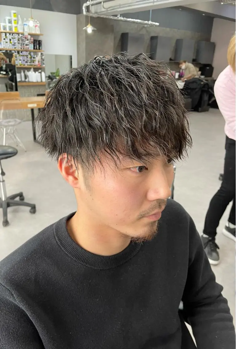 パーマ メンズ カット パーマ レイヤーカット 西村あきやのヘアスタイル