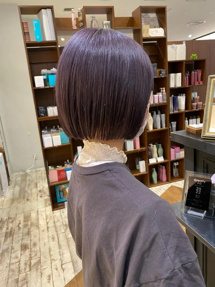 ショート カラー ボブ 栗原 瑞稀のヘアスタイル