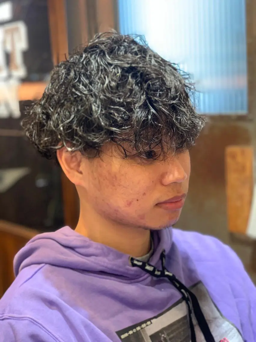 ショート パーマ メンズ カット パーマ トリートメント 🎱メンズフェード 特化HYOGA🎱のヘアスタイル