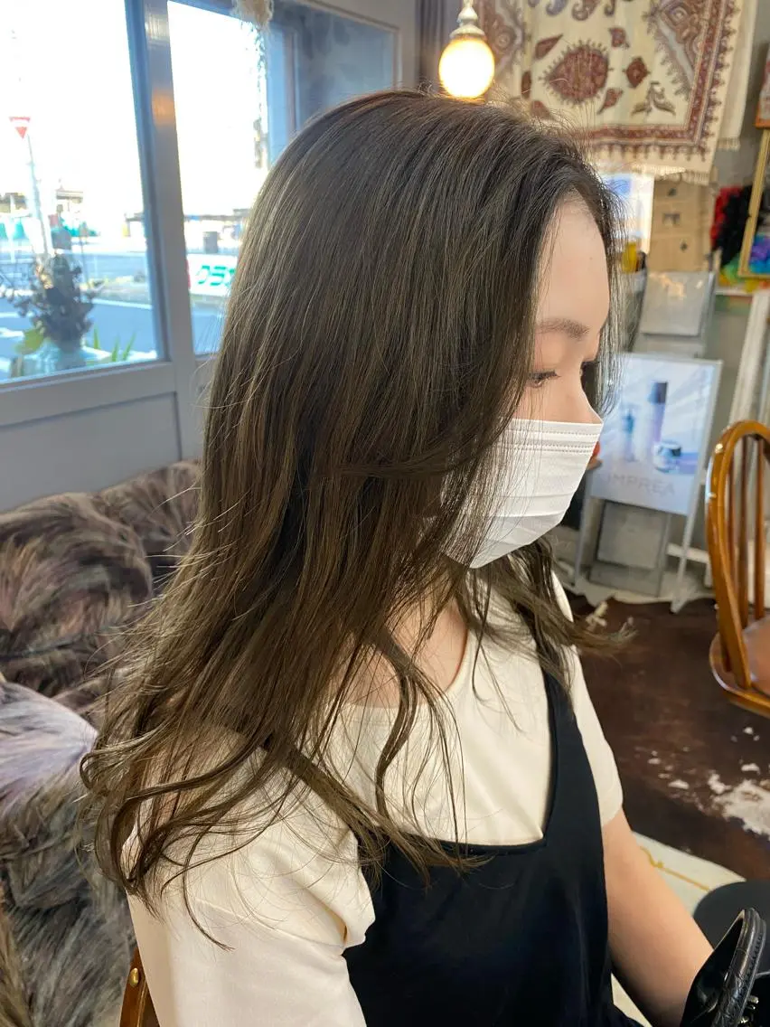 ロング YUIMARL岡山店 MIRAIのヘアスタイル