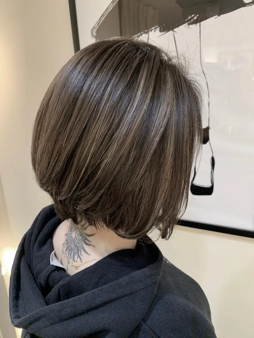 ショート カラー 中塚 義人のヘアスタイル