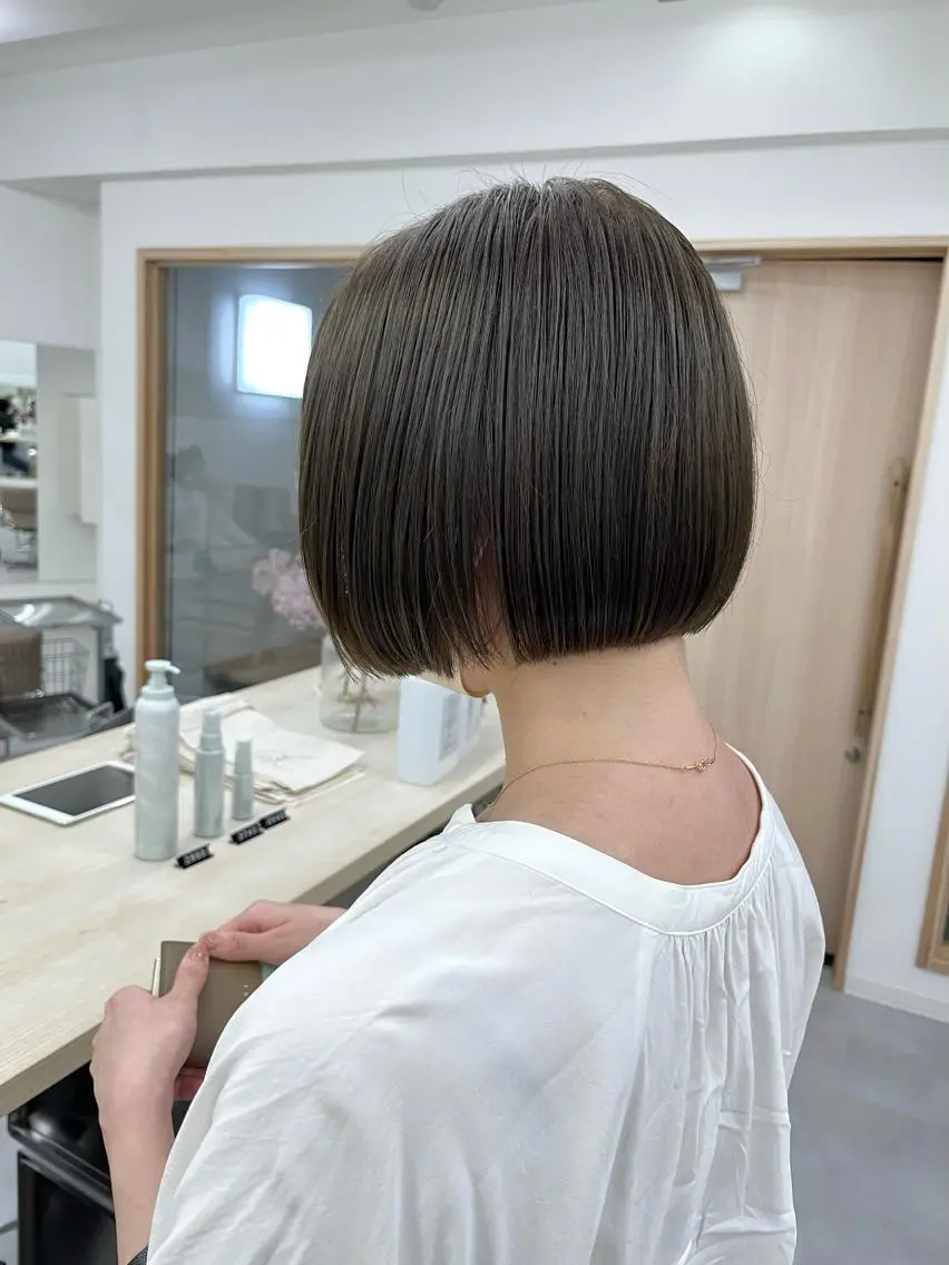 ロング カラー ベージュカラー オリーブベージュ 結婚式お呼ばれヘア セット🌼Tommyのヘアスタイル