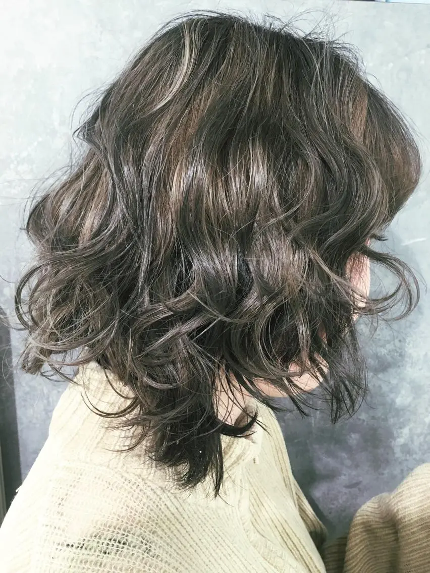 セミロング ヘアカラー 🤍2nd🤍田所 美希のヘアスタイル