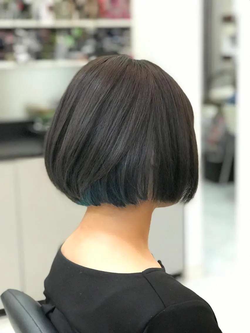 ショート カラー ブリーチ ブルーカラー ブラウンカラー ナチュラルブラウン カット ヘアカラー トリートメント 國井 慎吾のヘアスタイル