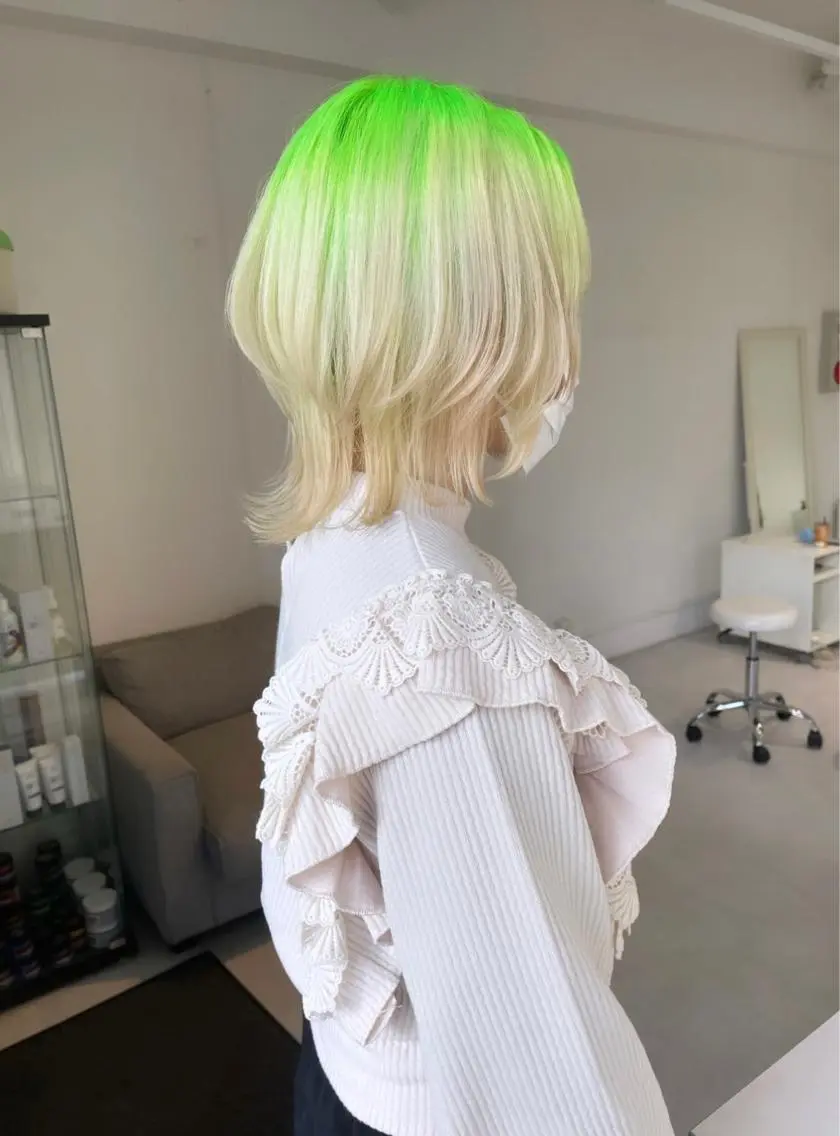ミディアム ウルフカット TAAN HAIR こばしのヘアスタイル