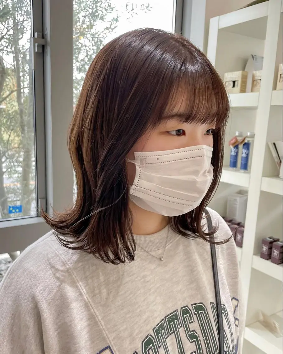 ミディアム カラー mir MIYUのヘアスタイル