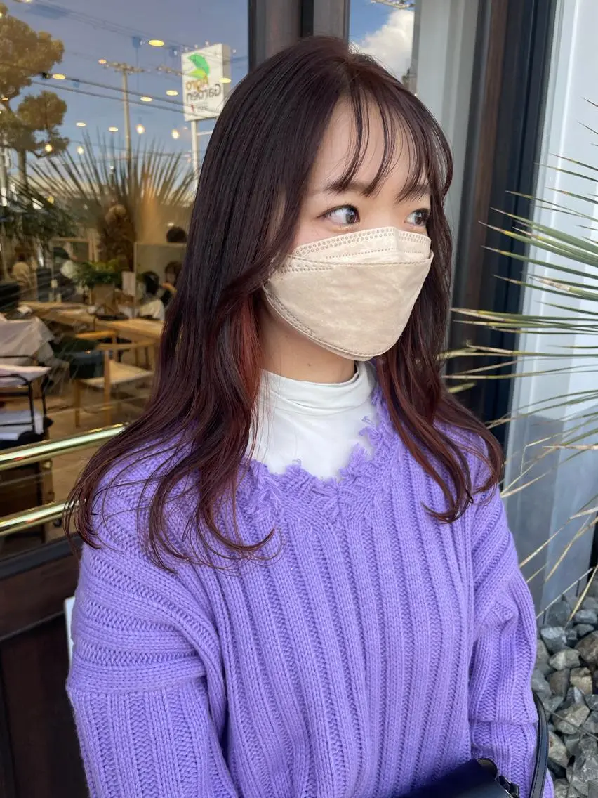 ロング カラー オレンジ 比嘉 千咲のヘアスタイル