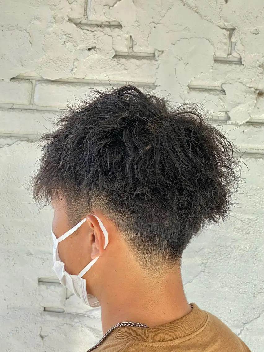 パーマ メンズ カット パーマ 尾崎 優也のヘアスタイル