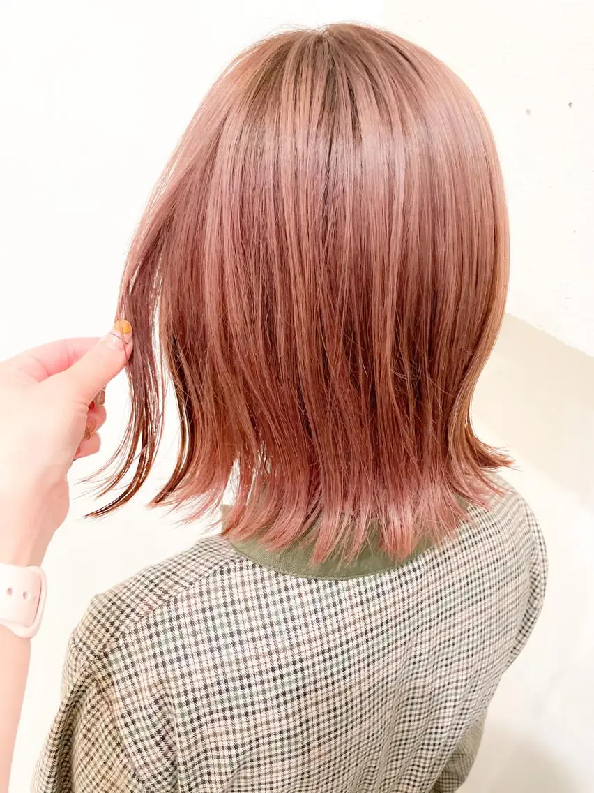 ミディアム カラー 切りっぱなしボブ ベージュカラー ピンクカラー ピンクベージュ ボブ ヘアカラー トリートメント ヘッドスパ ✨カラー支持No.1 🧸ワキ カナコ🧸のヘアスタイル