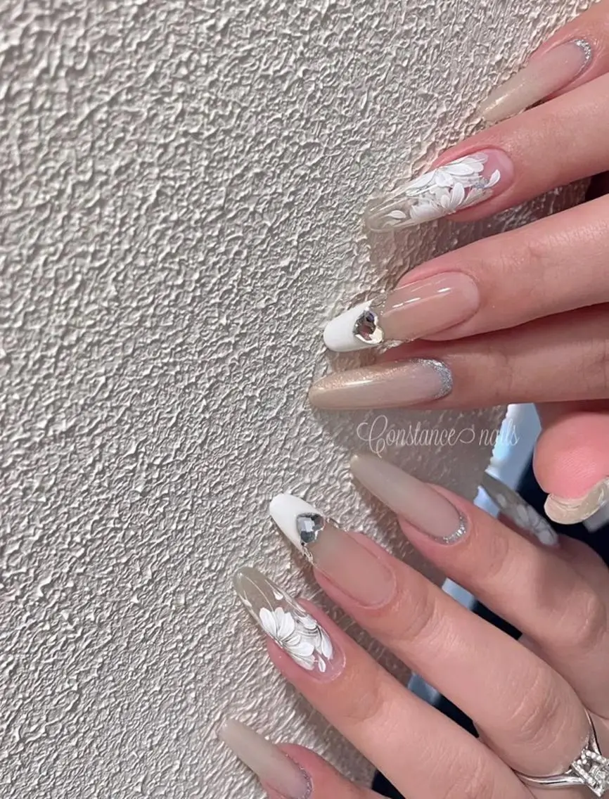 ネイル ハンドネイル ハンドケア FUTURE BEAUTYのネイルデザイン