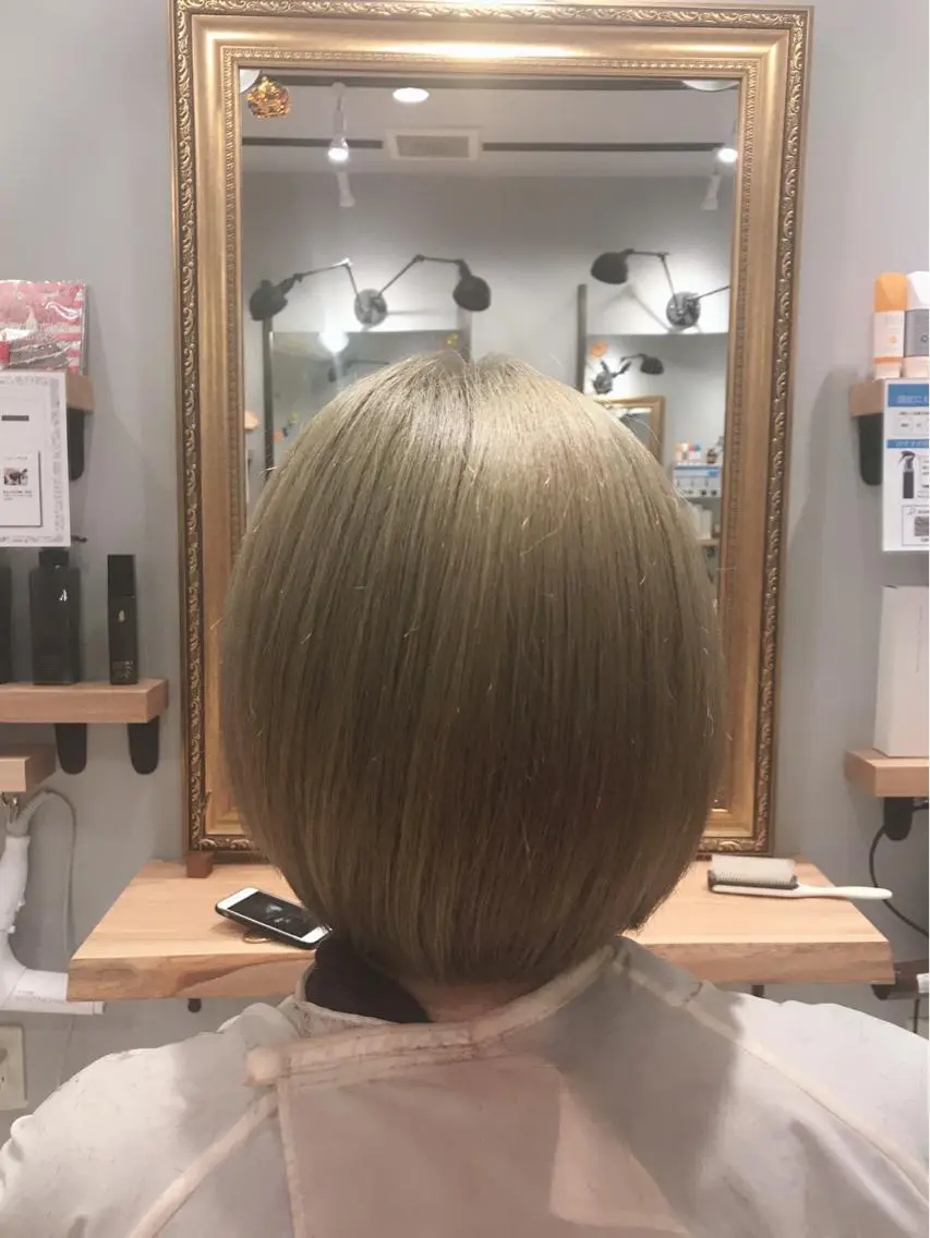ショート カラー ブリーチ ミント ミントグリーン 個室で似合わせ好印象 🧡外山弥千代のヘアスタイル