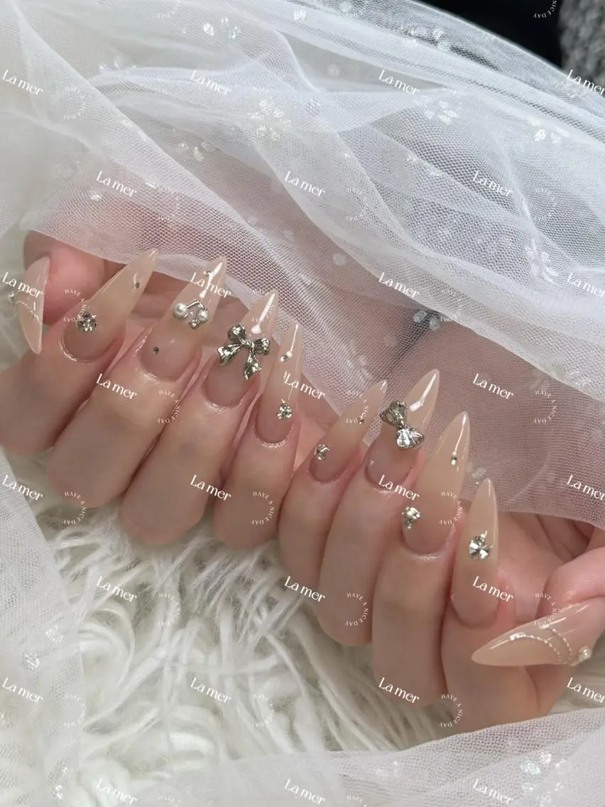 ネイル 🌻 Momoko_のネイルデザイン