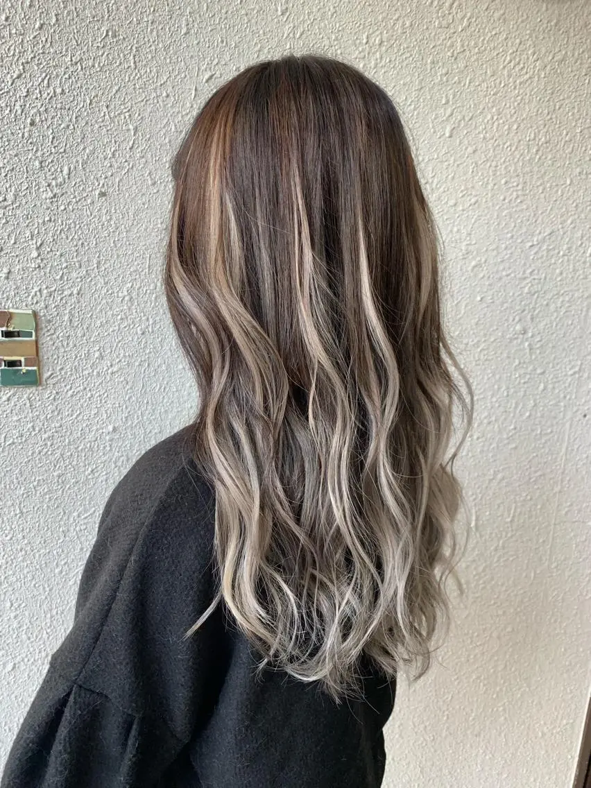 ロング eye エクステ専門店Rのヘアスタイル