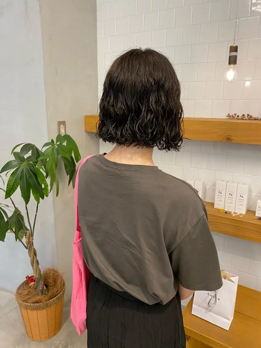 ミディアム カラー パーマ ミディアムパーマ ボブ 、 、のヘアスタイル