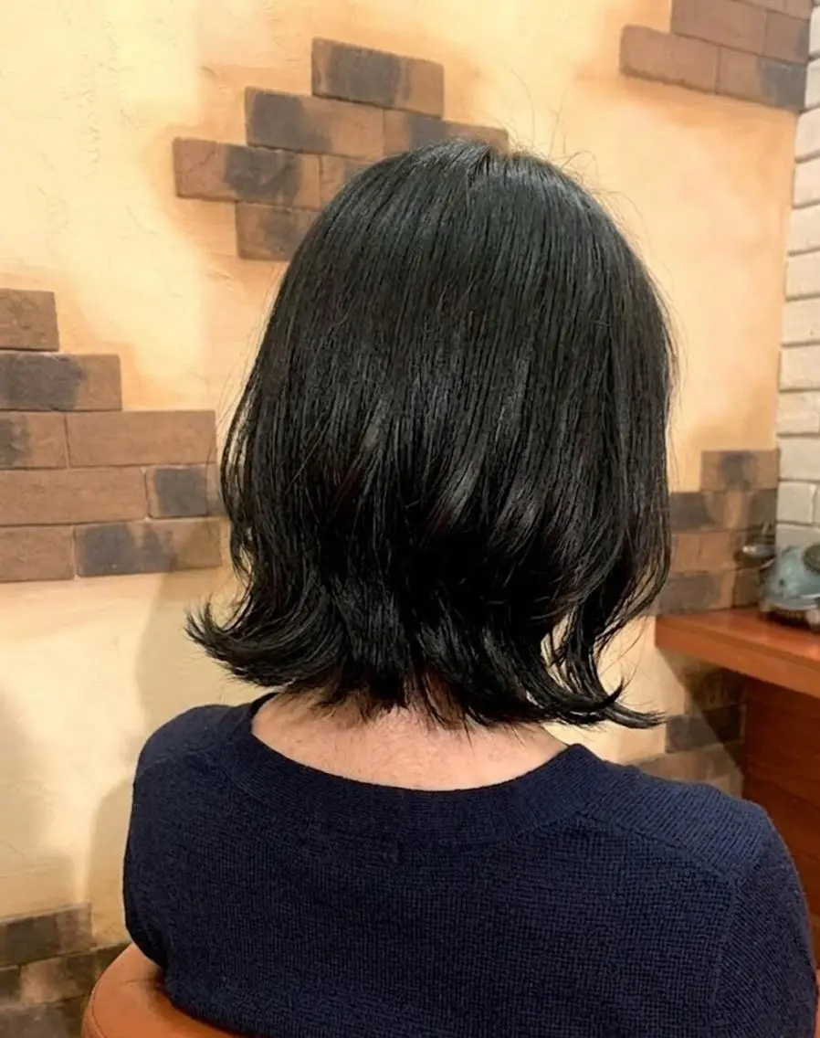 ミディアム カラー ボブ くびれヘア 小顔カット 外ハネヘア カット ヘアカラー トリートメント ヘッドスパ flencia 丸 和博|カットのヘアスタイル