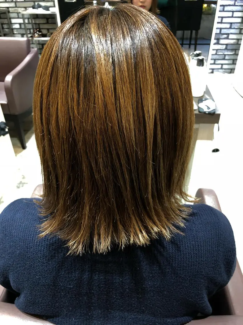 ミディアム カラー ボブ 外ハネヘア カット ヘアカラー 上新庄NO1髪質改善 See.店長深田強のヘアスタイル