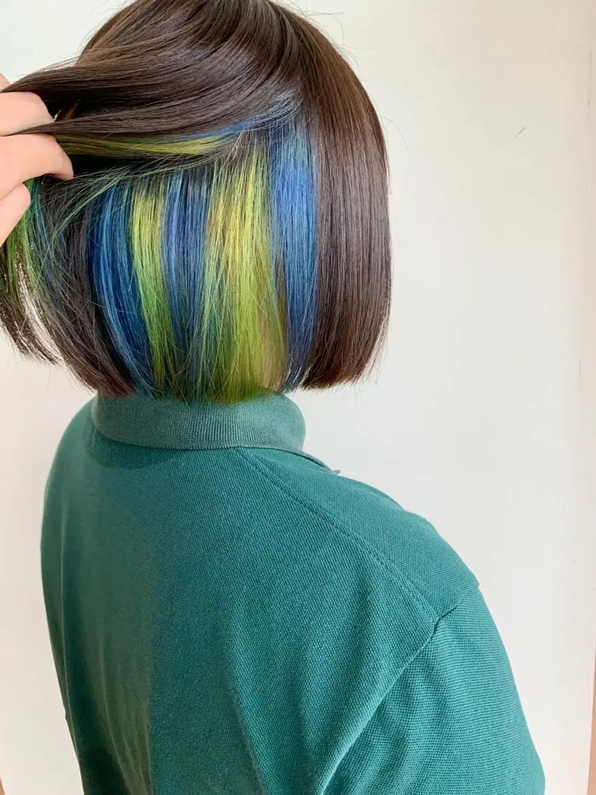 ミディアム カラー ブルーカラー イエローカラー ヘアカラー トリートメント karen ☺︎のヘアスタイル