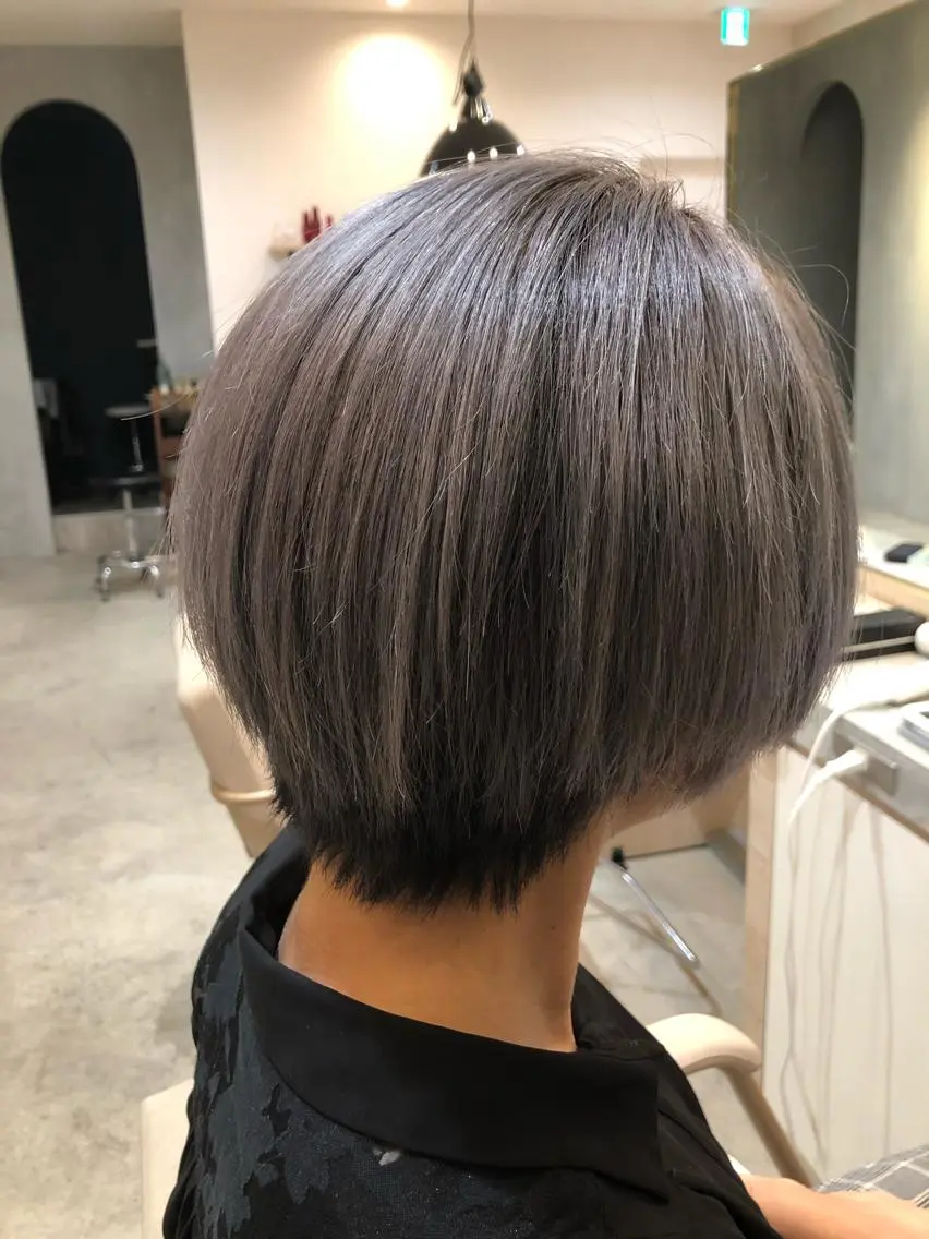 ショート カラー 森 翼のヘアスタイル