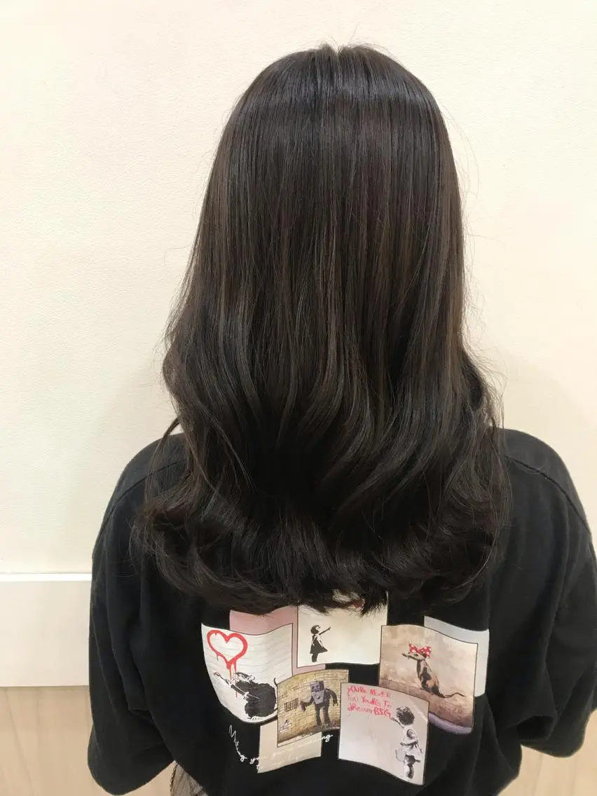 ミディアム パーマ yukari 艶髪ヘアのヘアスタイル