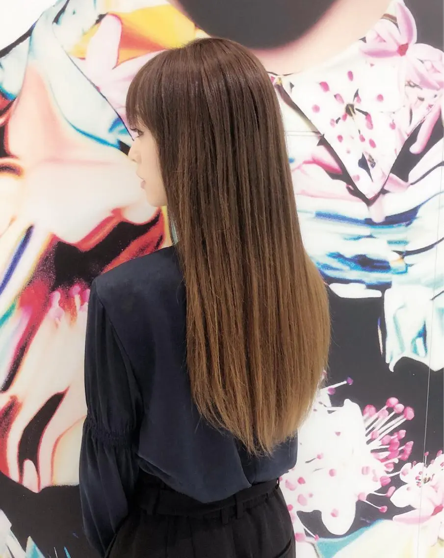 ロング パーマ 縮毛矯正 ストレートパーマ 趙 英来のヘアスタイル