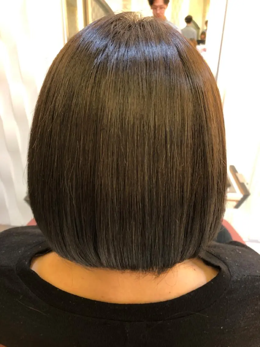 ショート カラー ⭐️レイヤーカット 大人気　三澤康司⭐️のヘアスタイル