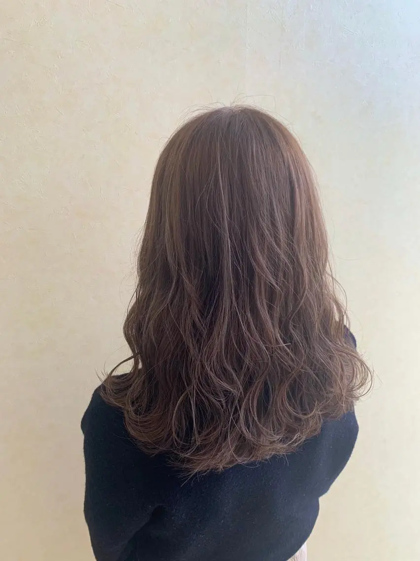セミロング 韓国ヘア特化型美容師 カワノマイ🇰🇷のヘアスタイル