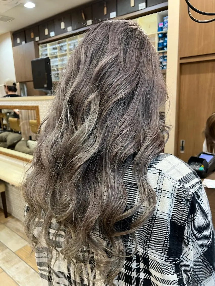 ロング カラー ブリーチ 外国人風カラー 外国人風ヘア 🍔Mamiのヘアスタイル